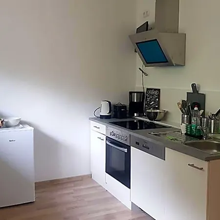 Niederdreisbacher Huette - Moderne Doppelzimmer - Einzelbetten - *